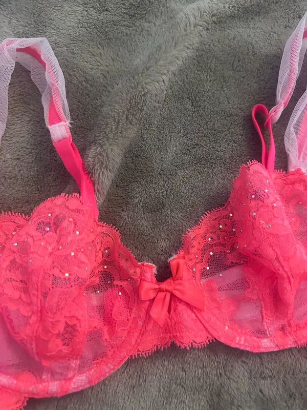 Victoria’s Secret Lacey hot pink rhinestones bra - Image 3