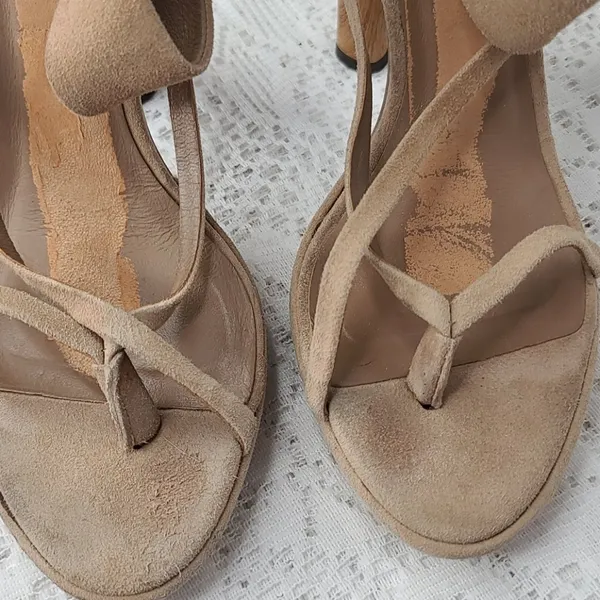 BCBGMAXAZRIA Jasmin suede ankle strap wood heel strappy heels sz 8 - Image 3