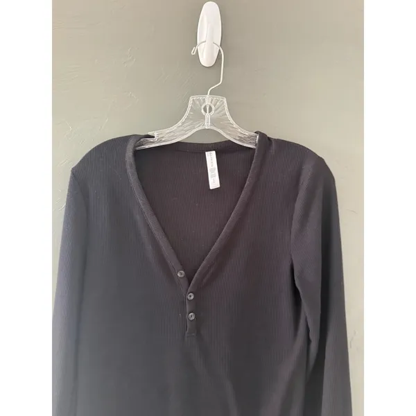 Athleta Wind Down Sleep Top Womens Small Black‎ Waffle Knit Henley Long Sleeve - Image 2