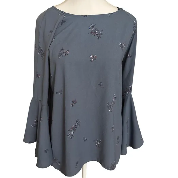 LC Lauren Conrad | Blue Floral High Low Bell Sleeve‎ Blouse Size Small - Image 4