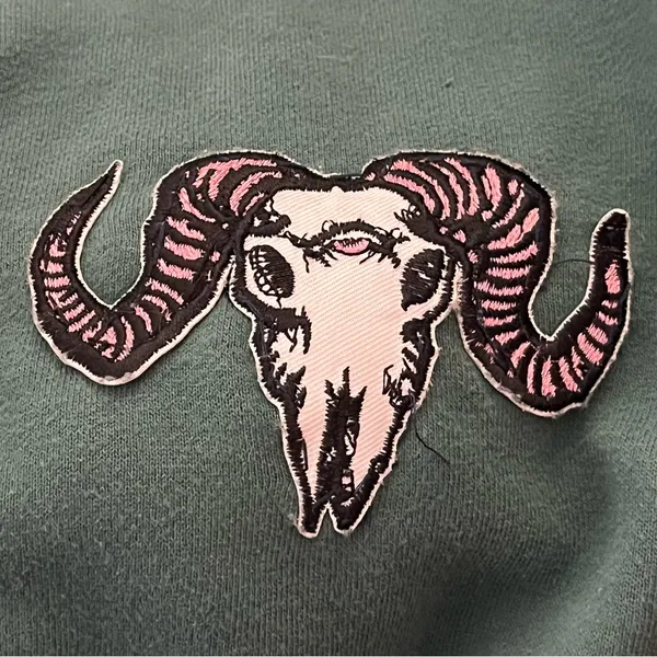 A New Day Mock Neck Cropped Sweatshirt Ram Skull Patch Dark Teal S - Image 7