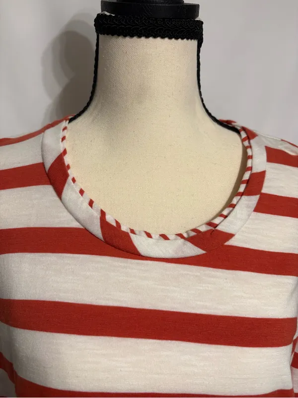 Thyme+Honey Cotton Oversized Red and White Crewneck Top SZ L Coastal - Image 2