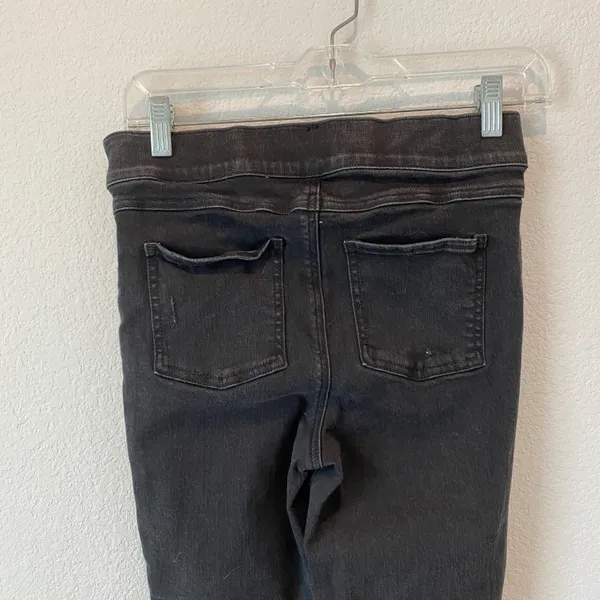 Vintage Distressed Skinny Jeans - Image 7