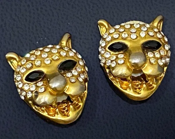 Vintage Jaguar Head Clip On Earrings - Image 4