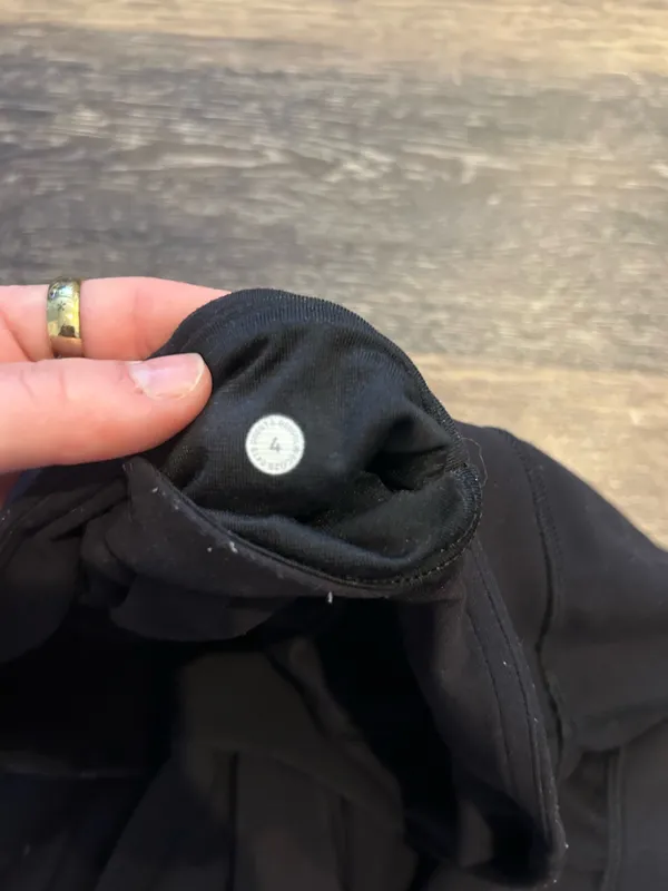 Black Lululemon Joggers Align - Image 3