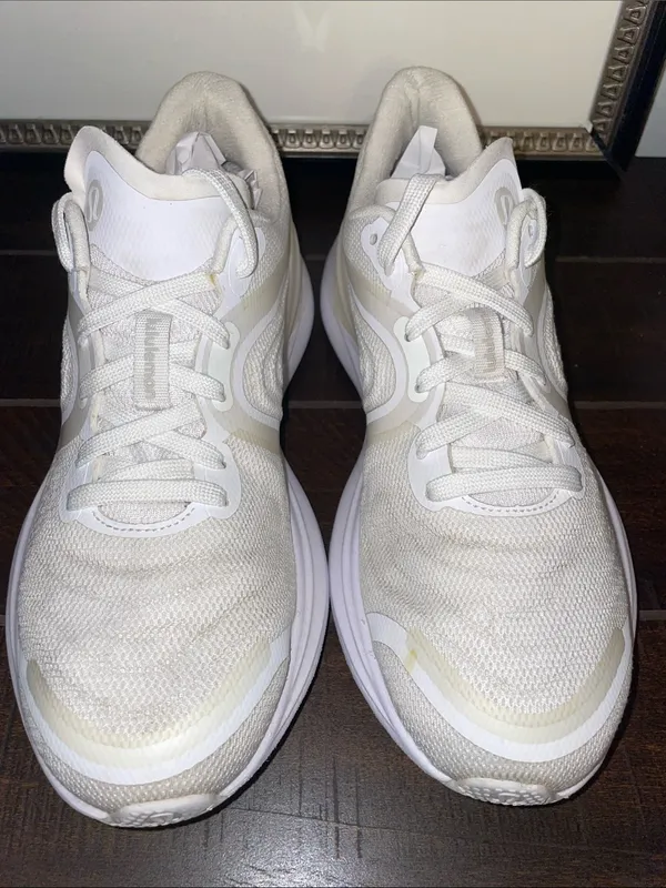 Lululemon Athletica Blissful 2 Women's Sneakers Size 8 - Image 4