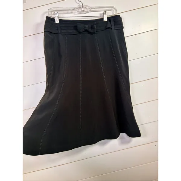 Karen Millen Women's Paneled Bow Belted Flared Hem Mini Skirt Black Size 6 - Image 4