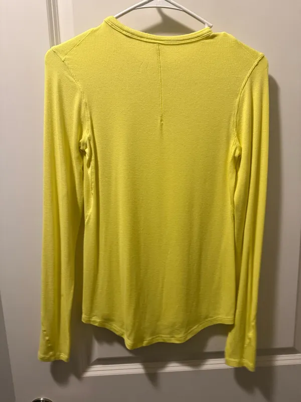 Lululemon Long Sleeve Top - Image 4