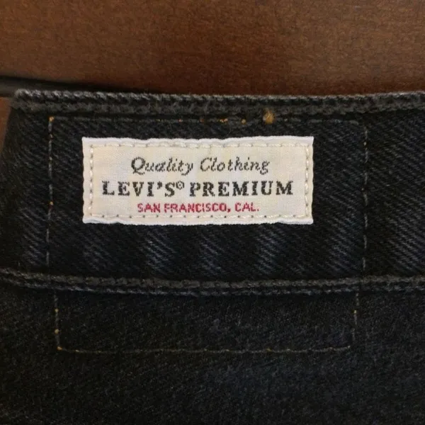 Levi’s 501 raw hem black buttonfly jean shorts 28 jorts - Image 6