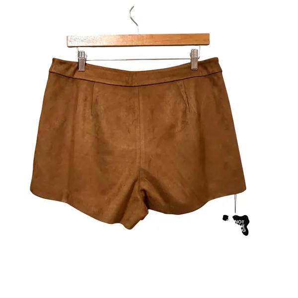 ASTR the Label Cognac Brown Faux Suede High Waisted Pleated Shorts Large NEW‎ - Image 3