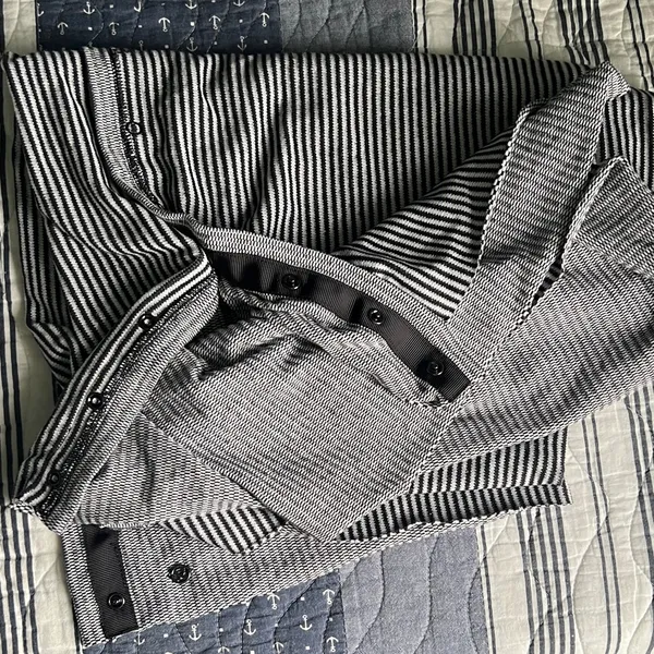 Lululemon Vinyasa Scarf - Image 3