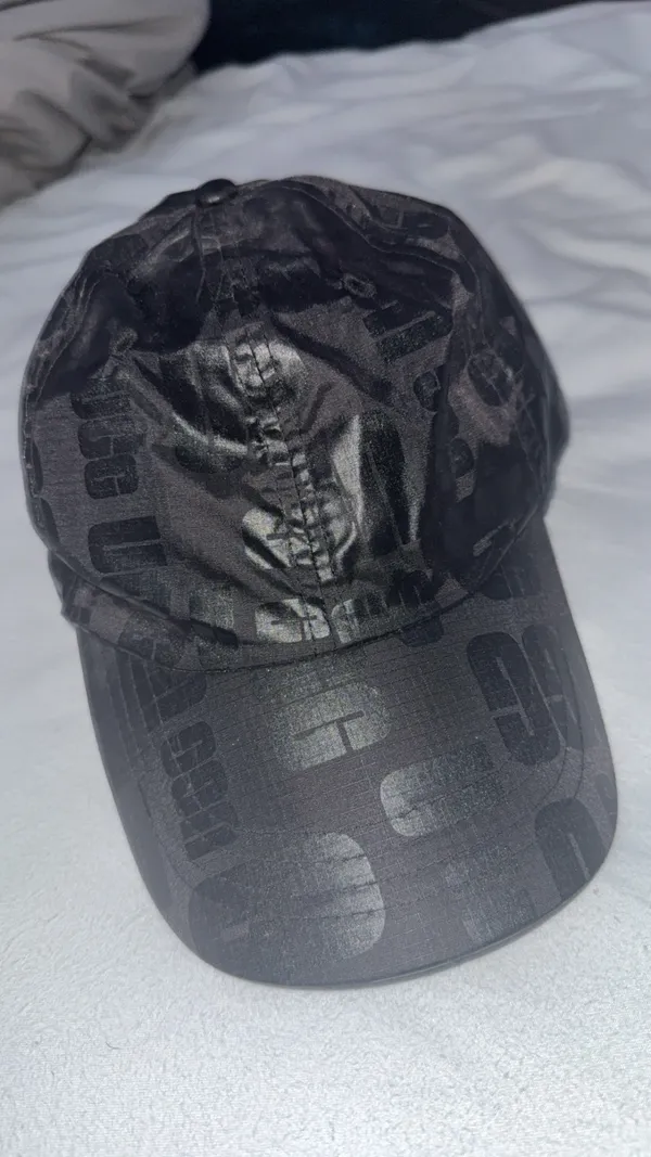 Ugg hat - Image 2