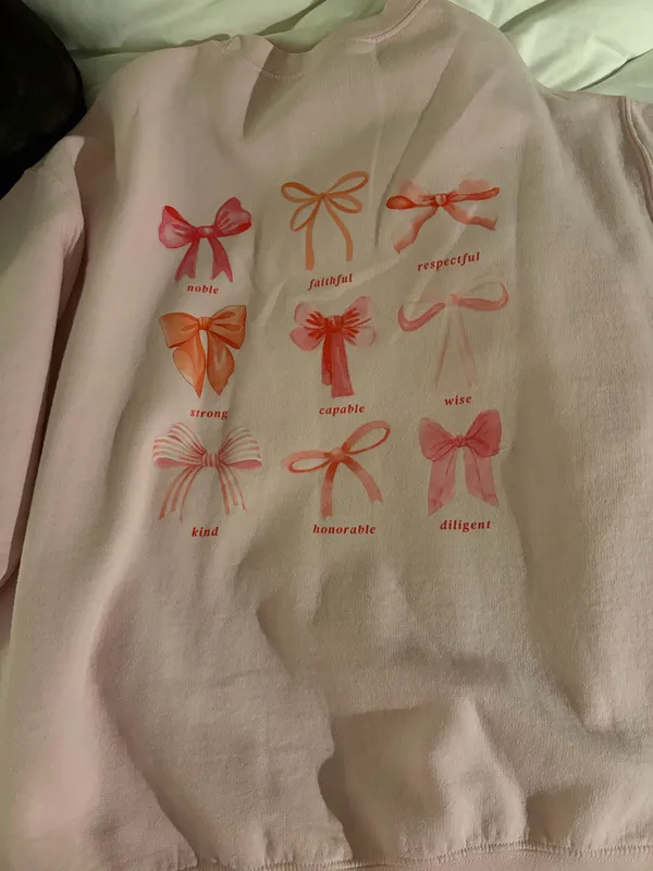 Proverbs 31 Gildan Bow Sweatshirt - Image 2