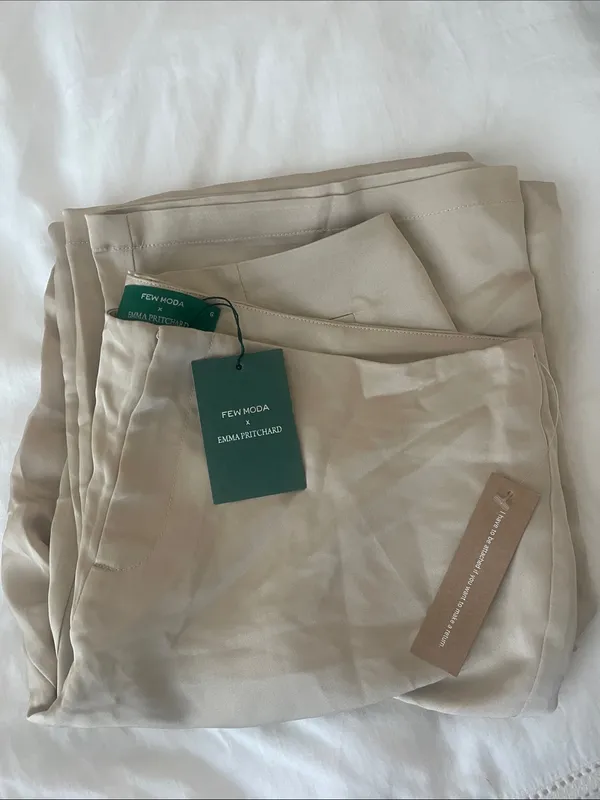 NWT Few Moda x Emma Pritchard Payton Pant size 6 champagne gold low rise trouser - Image 7