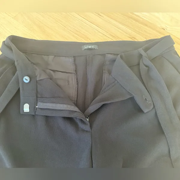 LOFT Women’s Black Dress Shorts - Image 2