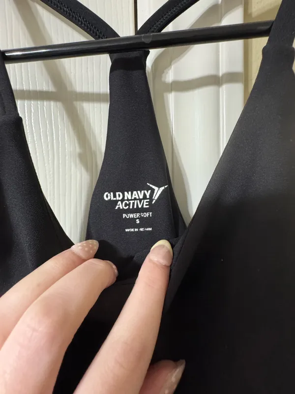 Old Navy Active Workout tank - Image 2