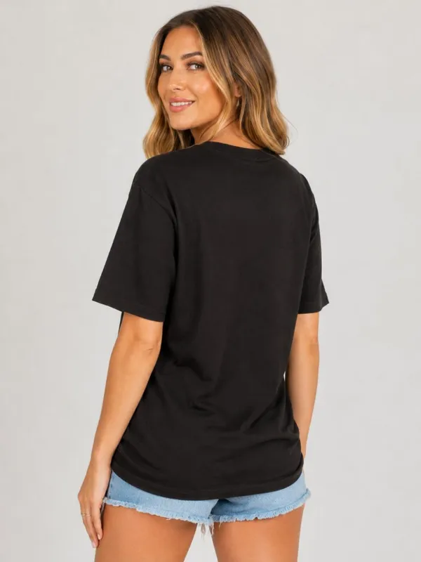 Black MAMA Lightning Bolt Graphic Tee Retro Rock Style NWT - Image 5