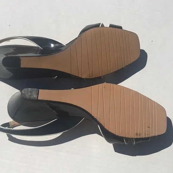 3/$25🍾🍾Karen‎ Scott Black Serra Patent Open Toe Wedges - Image 6