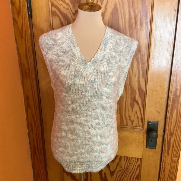 Vintage 80s Knit Sweater Vest Neutral Speckled V-Neck Sleeveless Boho Layering - Image 6