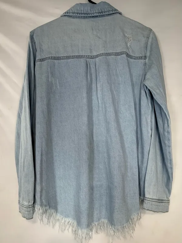 Risen Light Blue Denim pearl snap Button Shirt Distressed Size M - Image 5
