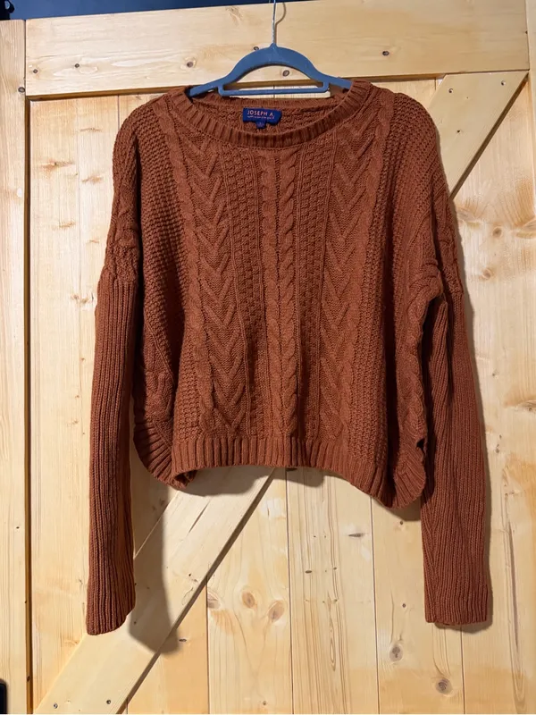 Joseph A. Rust Brown Cable Knit Cropped Sweater Size L - Image 2