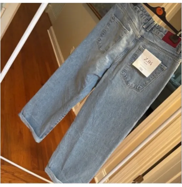 Zara Women Relaxed Light Blue Washed Jeans - Image 7