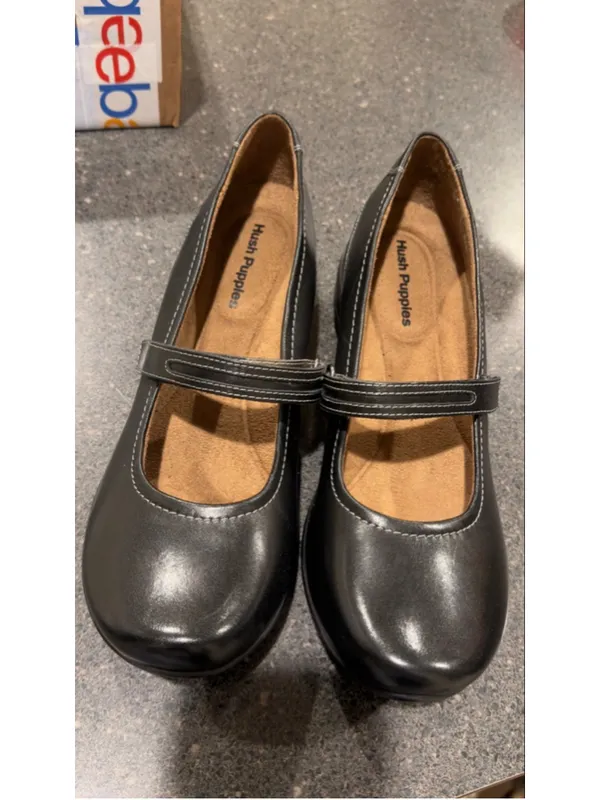 Hush Puppies Black Mary Jane Flats 9.5 with White Stitching - Image 2