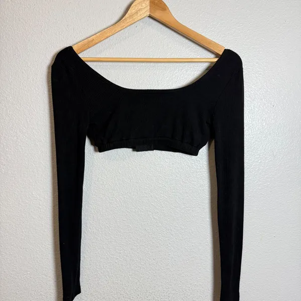 Edikted Black Ribbed Long Sleeve Crop Top Square Neck Button‎ Front XS - Image 4