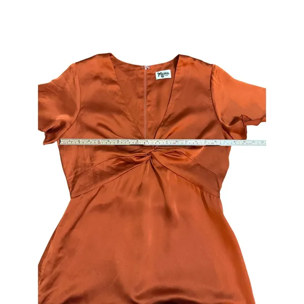 Show Me‎ Your Mumu Rome Twist Gown Burst Orange Satin V Neck Maxi Dress sz L - Image 11