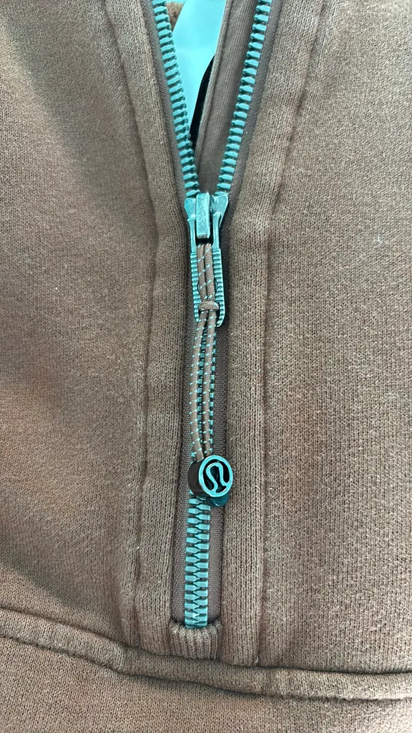 Lululemon Cropped Scuba Half-Zip - Image 4