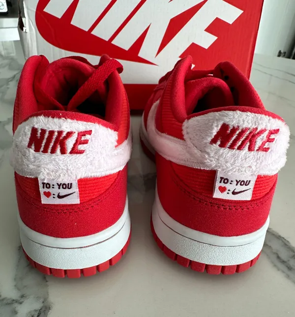 Nike Dunk Low Sneakers - Image 4