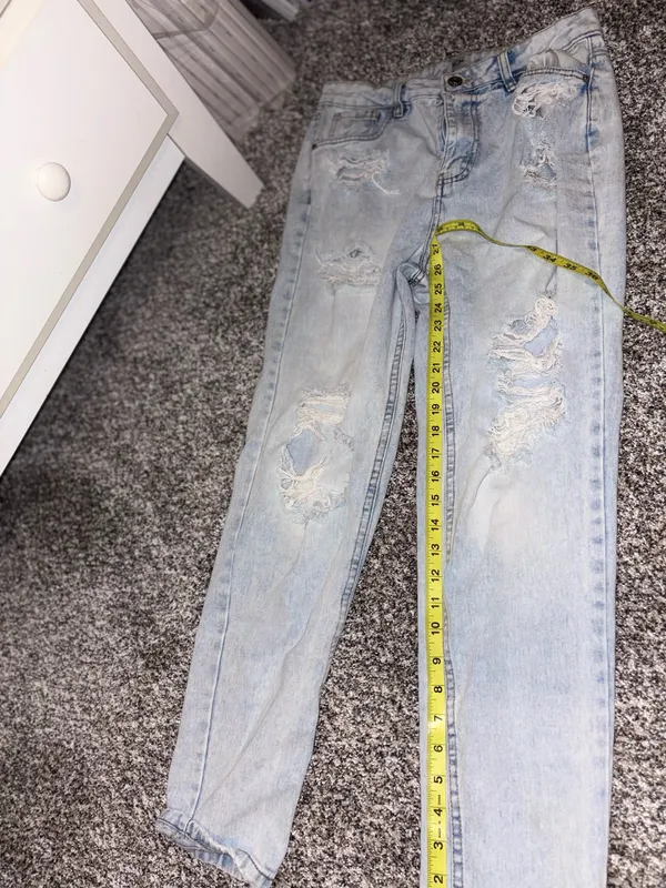refuge Light Wash Ripped Boyfriend Jeans - Image 2