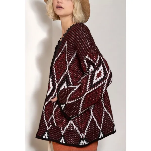 NEW POL Burgundy Black Diamond Pattern Chunky Knit Cardigan S - Image 4