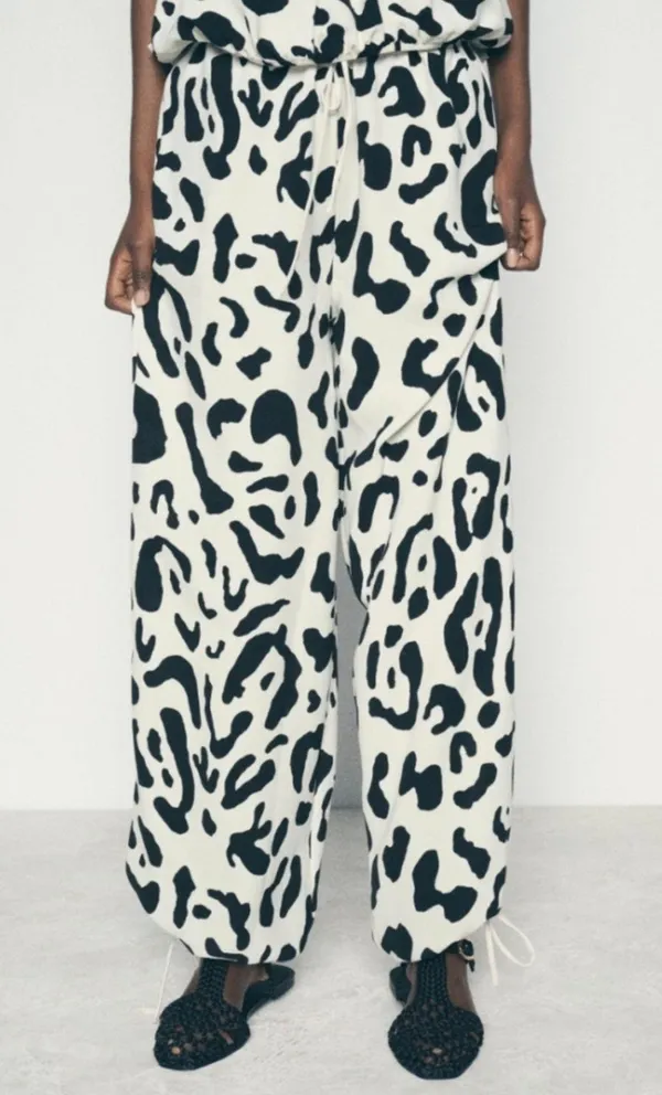 NWOT Zara White and black leopard animal print pants. Size Small - Image 2