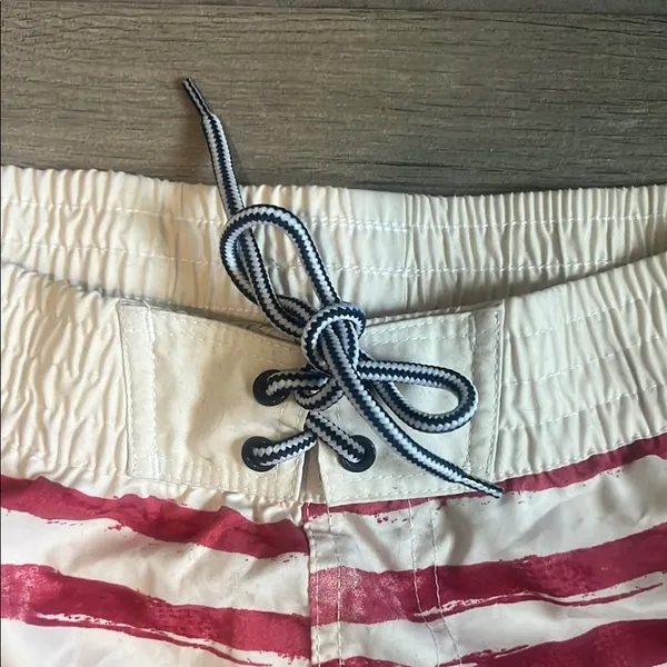 Raya Sun Athletic Shorts Red and White with Drawstring Waist - Image 3