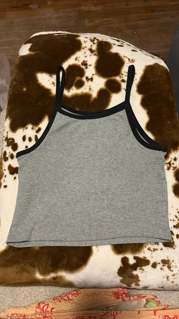 Levi’s Tank Crop Top - Image 2