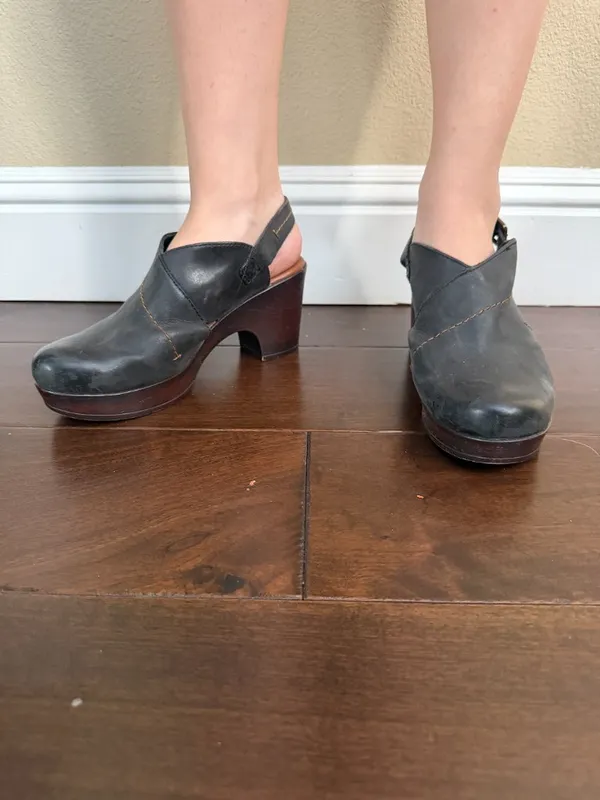 B.O.C. BOC Cecila Clog Block Heel Black with Woodgrain Size 8 - Image 2