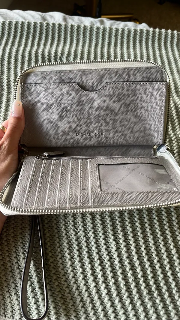 Michael Kors Continental Wallet - Image 2