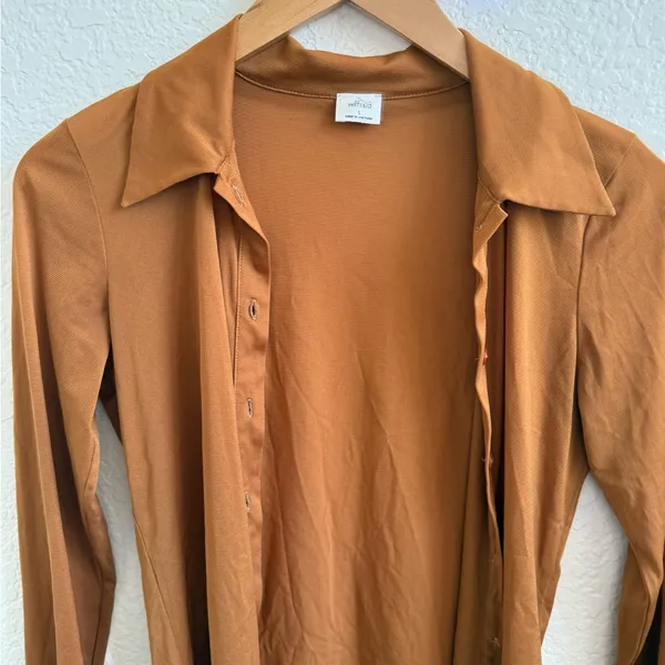 Wilfred Aritzia Slightly Sheer Pose Long Sleeve Button Down Collar Top Blouse S - Image 5