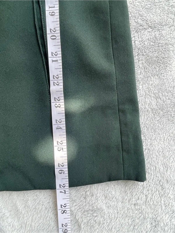 Aritzia Babaton Power Hip Blazer Forest Green 2 minimalist capsule wardrobe chic - Image 10