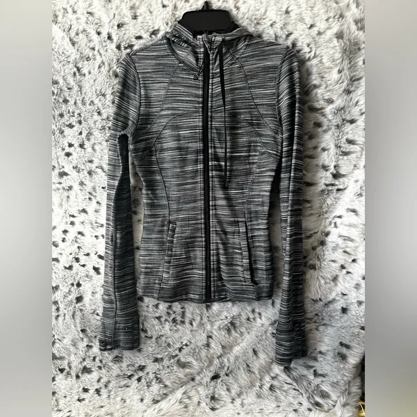 1067. Lululemon Hooded Define Jacket Nulu Size 2 Space Dye Herringbone - Image 5