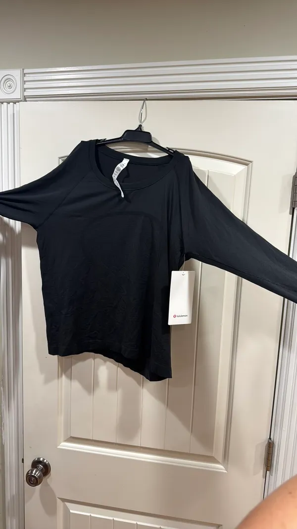 Lululemon Swiftly Tech Long Sleeve 2.0 - Image 4