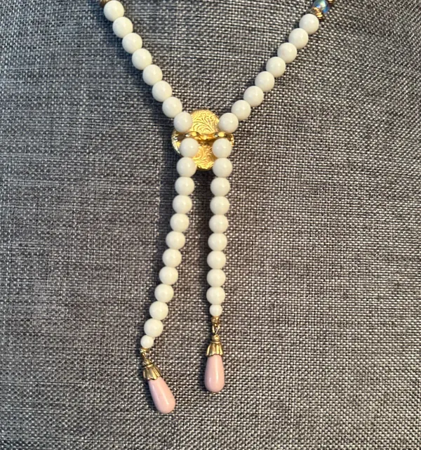 1928 Vintage Glass Bead Flower Y Necklace - Image 6