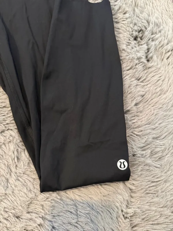 Lululemon leggings with pockets  - Image 2