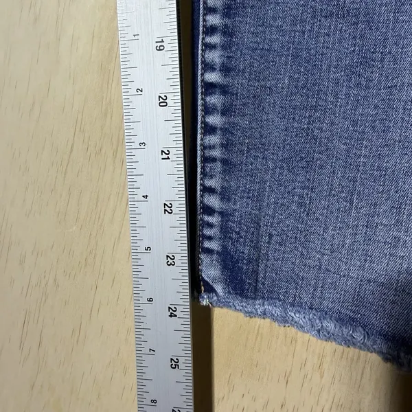 American Eagle Womens Size 8 Jegging Crop Super Stretch Distressed Jeans Blue - Image 5