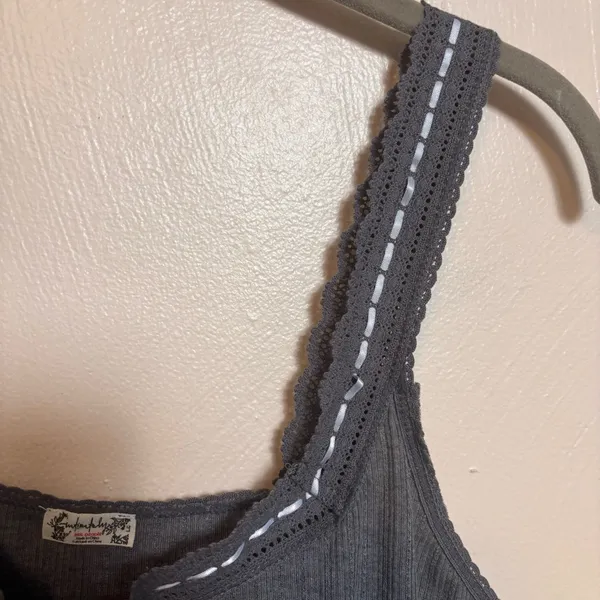 NEW Free People Intimately‎ You Tank Top Lace Trim Cotton Ribbed Gray Large - Image 4
