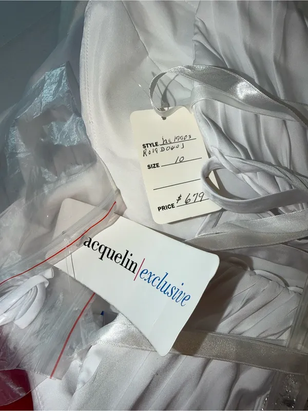 Gorgeous New Jacqueline Exclusive Ruched Drape Wedding Gown - Image 6