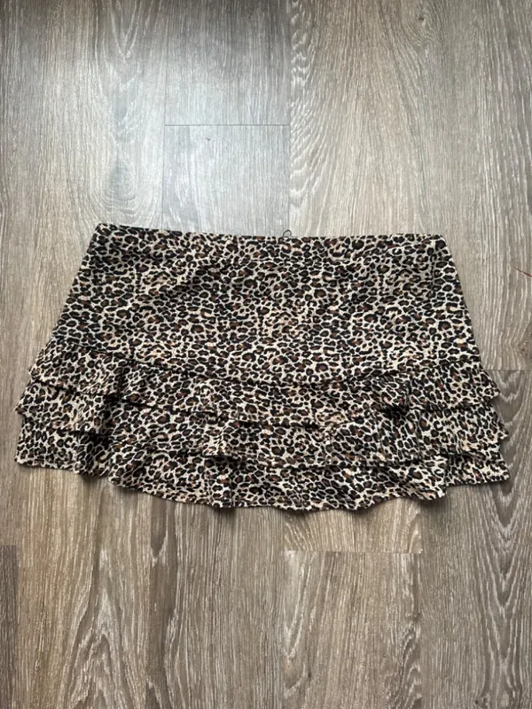 Edikted Cheetah Mini Skirt - Image 3