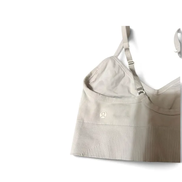 Lululemon Ebb to Street sports Bra white Minimalist Light Support size 4 - Image 3