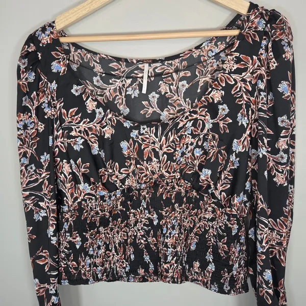 Free People Floral Smocked Crop Top L Square Neck Balloon Sleeve Black Boho - Image 4